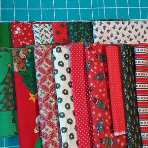 15 Vintage Rectangular Pieces Of Assorted Vintage Christmas Fabric